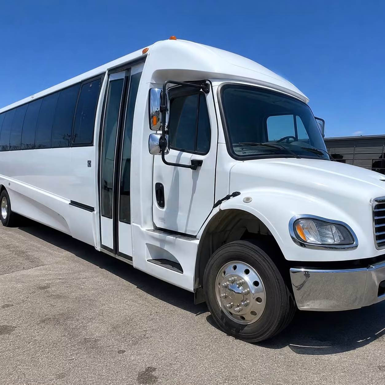 15 passenger minibus