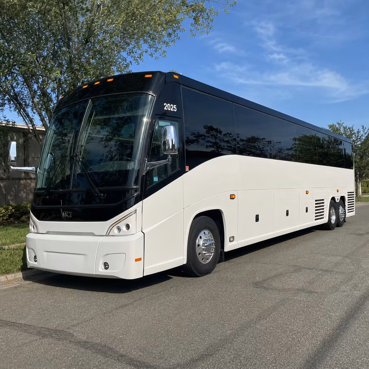 construction and worksite crew transportation across kern county