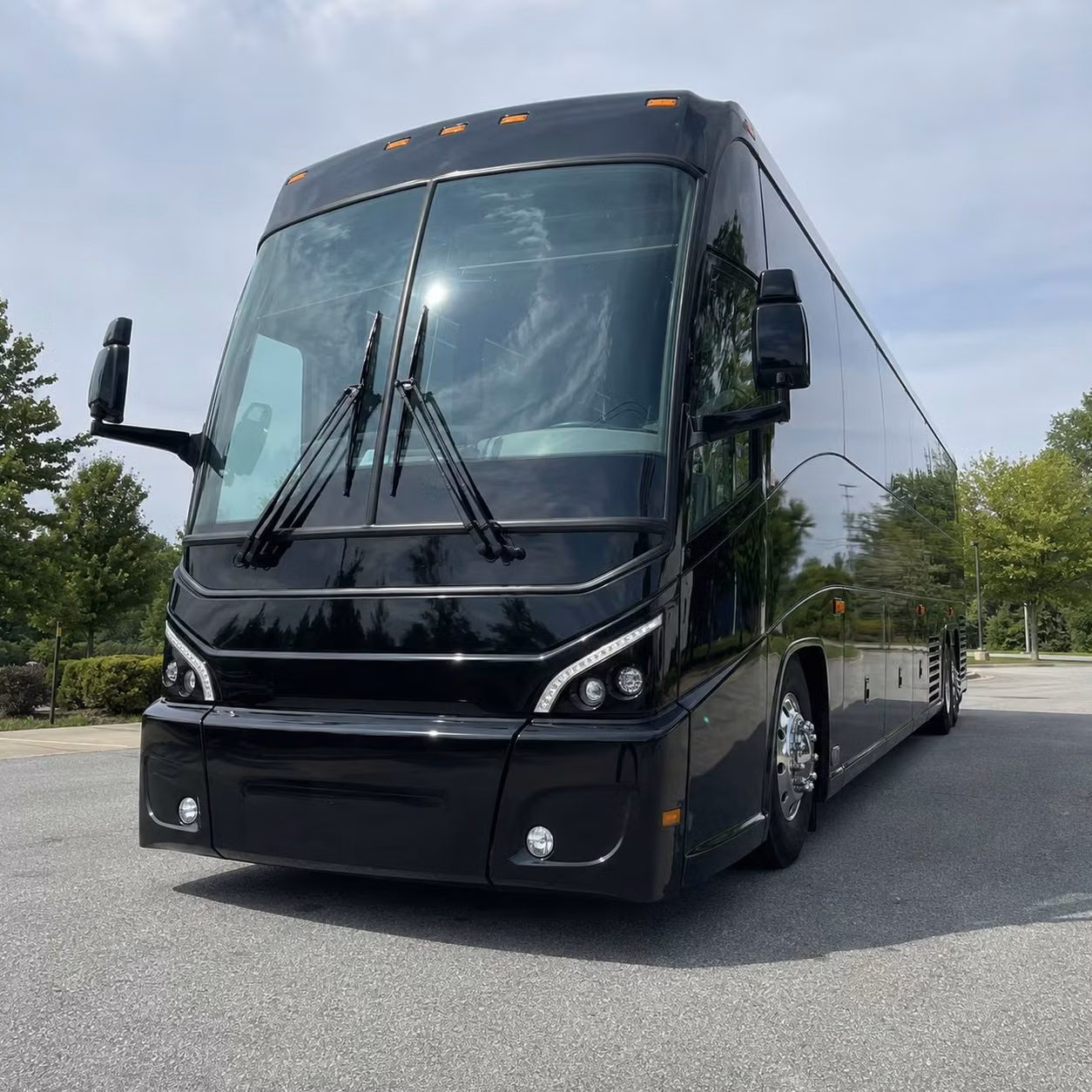corporate airport shuttles for bakersfield s energy and agriculture industries