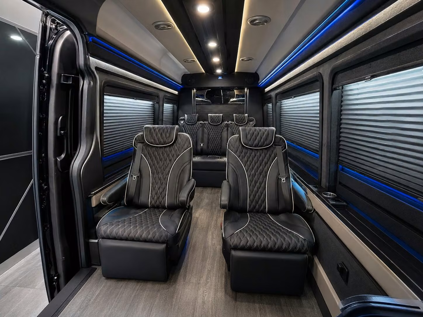 hotel to airport shuttle transportation for bakersfield convention and event groups