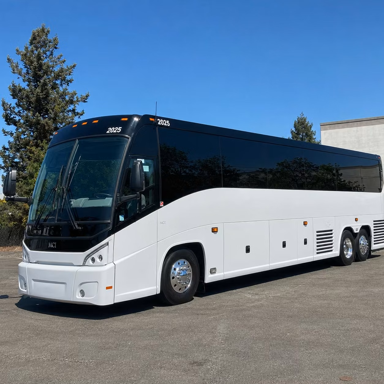what types of government military trips can you book through charterbusrentalbakersfieldca com in bakersfield