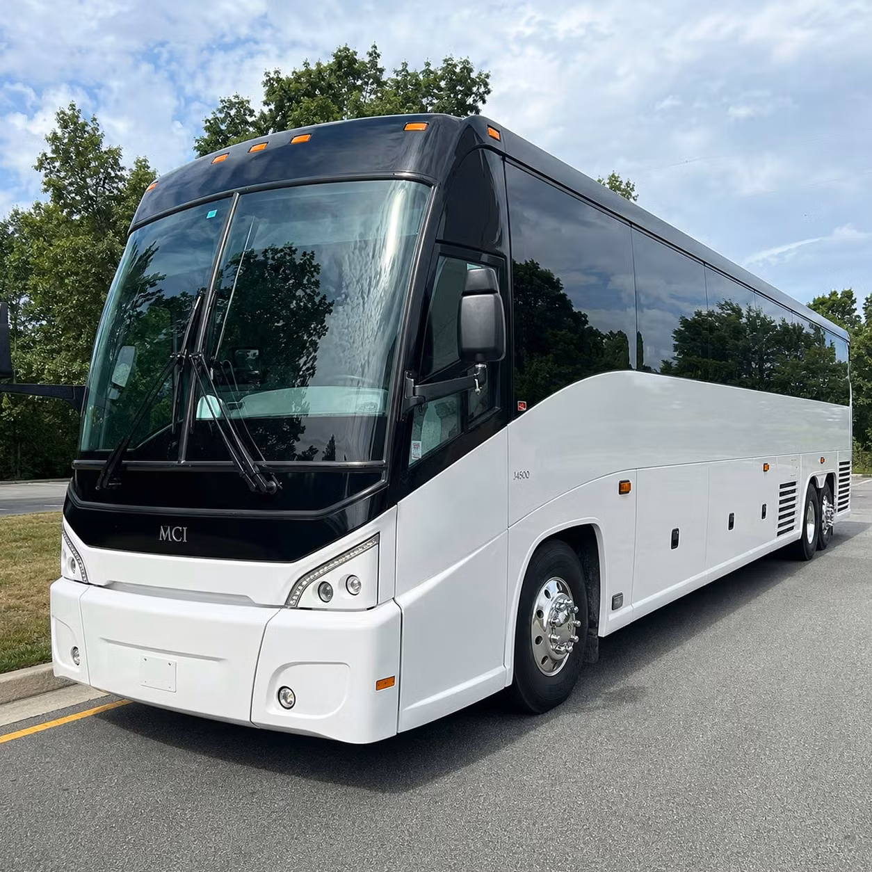 you can find and book employee transportation in bakersfield and any nearby city